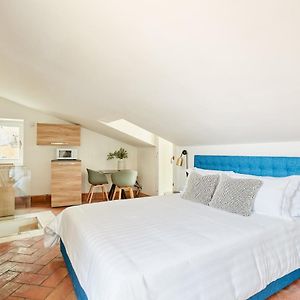 Studio met een King Size Bed
